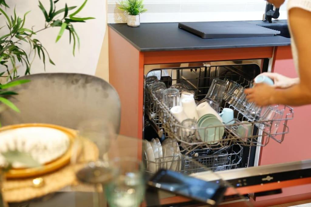 Sanchez Y Laserna Stays Moderno Apartamento En Valenza Esterno foto
