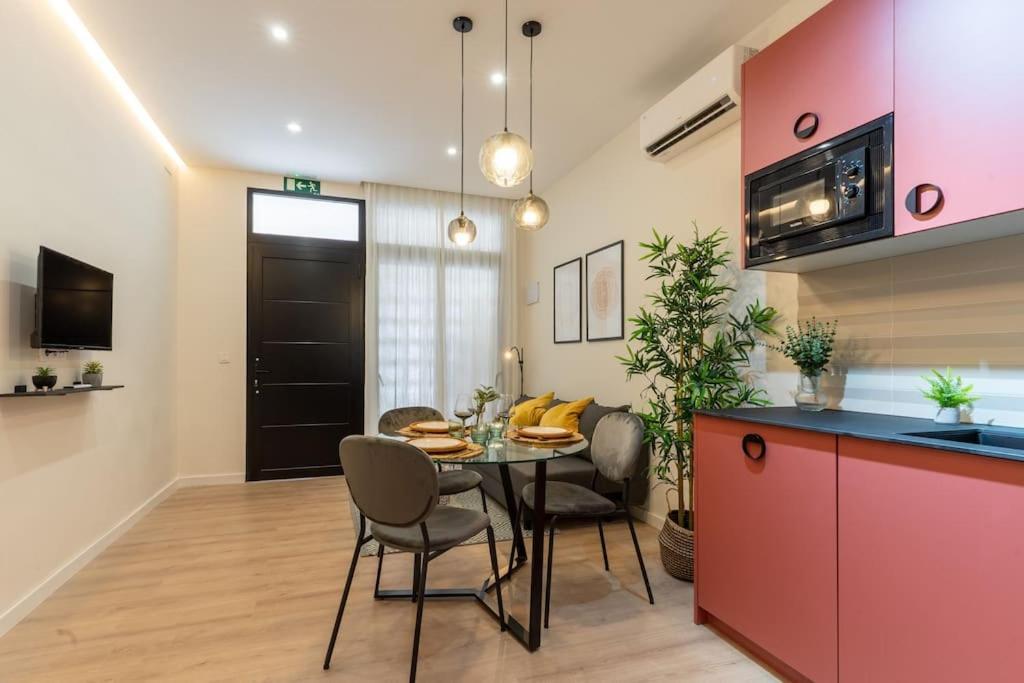 Sanchez Y Laserna Stays Moderno Apartamento En Valenza Esterno foto